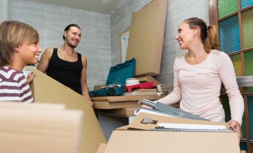 Flexible short-term storage space in Morden for residents and businesses